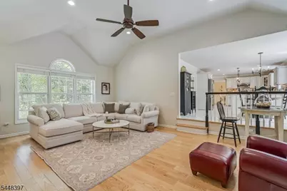 14 Fieldstone Trl, Byram Township, NJ 07871 - Photo 18
