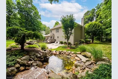 14 Fieldstone Trl, Byram Township, NJ 07871 - Photo 2