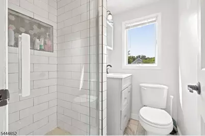 28 Brookhill Ter, Clifton, NJ 07013 - Photo 26