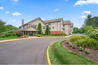 89 Park Edge #3F, Berkeley Heights Township, NJ 07922 - Photo 2