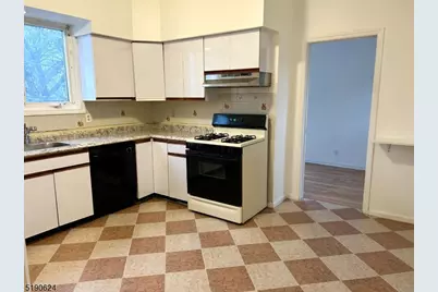 242 Brook Ave, Passaic, NJ 07055 - Photo 6