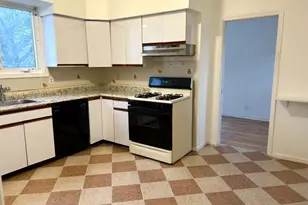 242 Brook Ave, Passaic, NJ 07055 - Photo 6