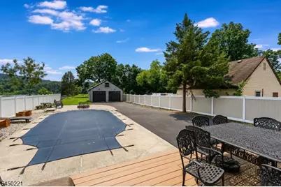 1074 Colfax Ave, Pompton Lakes, NJ 07442 - Photo 34
