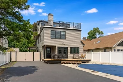 1074 Colfax Ave, Pompton Lakes, NJ 07442 - Photo 36
