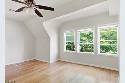 26 Seymour Ave, Newark, NJ 07108 - Photo 18