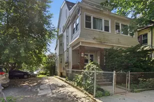 26 Seymour Ave, Newark, NJ 07108 - Photo 2