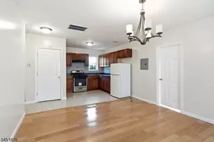 26 Seymour Ave, Newark, NJ 07108 - Photo 6