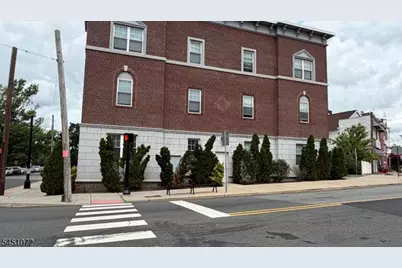 7 Myrtle St Unit 2, Bloomfield, NJ 07003 - Photo 1
