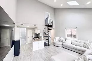 4 Alta Ct Unit 2, Vernon, NJ 07462 - Photo 2