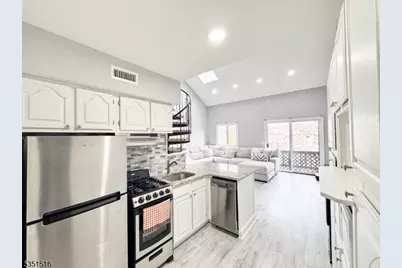 4 Alta Ct Unit 2, Vernon, NJ 07462 - Photo 1