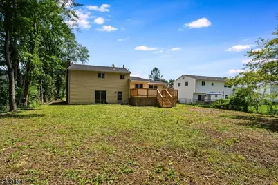 125 Clover Hill Dr, Mount Olive, NJ 07836 - Photo 16