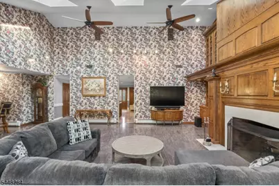 8 Cracco Ln, Wayne, NJ 07470 - Photo 26