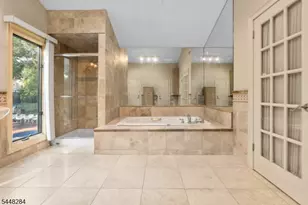 8 Cracco Ln, Wayne, NJ 07470 - Photo 4