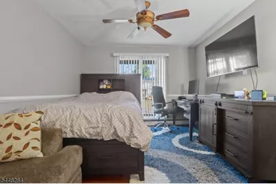 8 Cracco Ln, Wayne, NJ 07470 - Photo 38