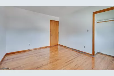 183 Laurel Ave, Union Township, NJ 07083 - Photo 36