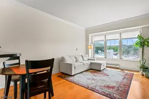 48 S Park St, Montclair Twp., NJ 07042 - Photo 12