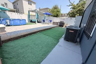 61 Sherman Ave, Newark, NJ 07114 - Photo 32