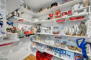 61 Sherman Ave, Newark, NJ 07114 - Photo 8