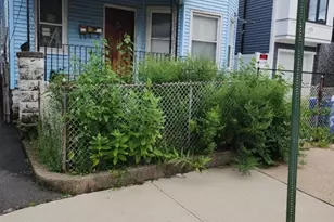 533 E 25th St, Paterson, NJ 07514 - Photo 1
