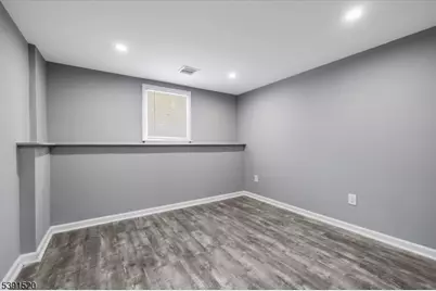 145 Schwarz Blvd, Jefferson Township, NJ 07849 - Photo 6