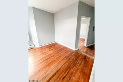 341 16th Ave #3F, Irvington, NJ 07111 - Photo 2