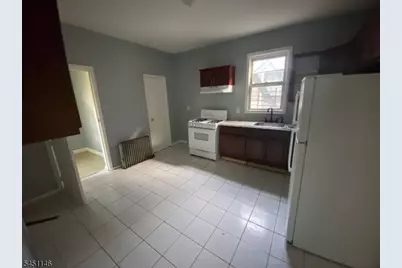 818 South 18th St #2, Newark, NJ 07108 - Photo 4