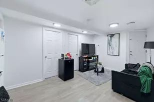 32 Jefferson St, Paterson, NJ 07522 - Photo 18