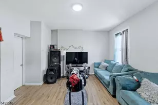 32 Jefferson St, Paterson, NJ 07522 - Photo 16