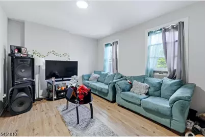 32 Jefferson St, Paterson, NJ 07522 - Photo 8