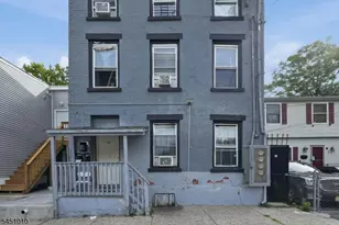 32 Jefferson St, Paterson, NJ 07522 - Photo 1
