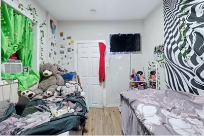 32 Jefferson St, Paterson, NJ 07522 - Photo 12