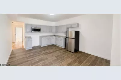 110 Goodwin Ave #2, Newark, NJ 07112 - Photo 2