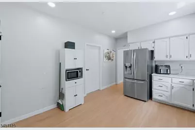 42 Lawrence St, Bloomfield, NJ 07003 - Photo 12