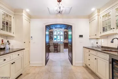11 Ford Ln, Roseland, NJ 07068 - Photo 20