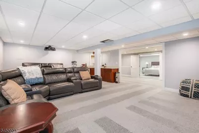 11 Ford Ln, Roseland, NJ 07068 - Photo 36