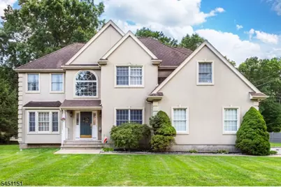 2 Kingston Ct, Jefferson Township, NJ 07438 - Photo 2