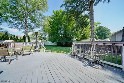 17 Orchard St, Pompton Lakes, NJ 07442 - Photo 12