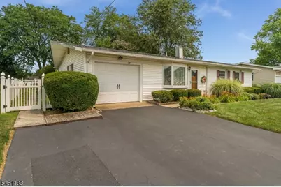 703 Rugby Rd, Lopatcong Township, NJ 08865 - Photo 2