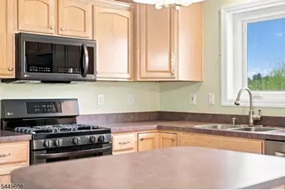 10 Lakeview Ter, Sussex, NJ 07461 - Photo 10