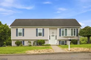 10 Lakeview Terrace, Sussex, NJ 07461 - Photo 2