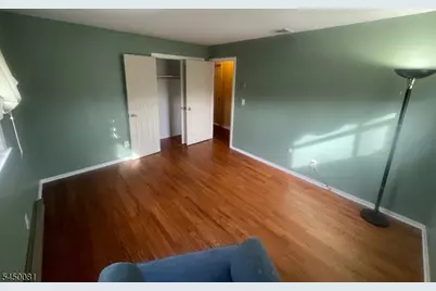 8 Diana Ct, Lebanon Township, NJ 07830 - Photo 4
