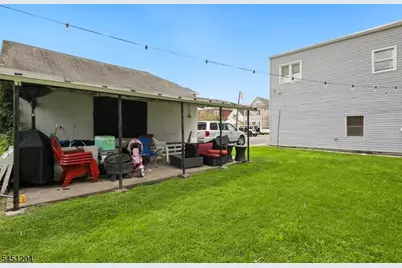25 Grunwald St, Clifton, NJ 07013 - Photo 18