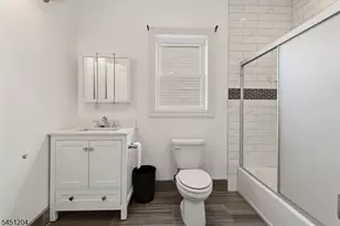 25 Grunwald St, Clifton, NJ 07013 - Photo 14