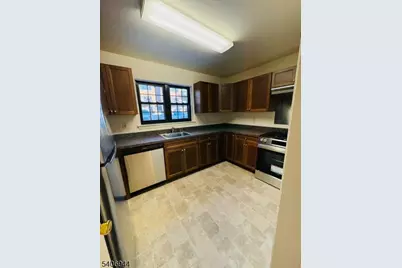 181 Long Hill Rd #I-2, Little Falls Township, NJ 07424 - Photo 2