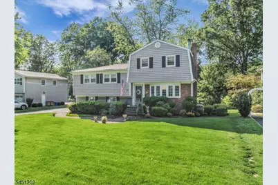 15 Etmore Pl, New Providence, NJ 07974 - Photo 2