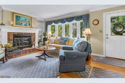 15 Etmore Pl, New Providence, NJ 07974 - Photo 4