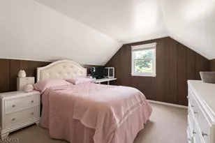 110 Patricia Pl, Clifton, NJ 07012 - Photo 12