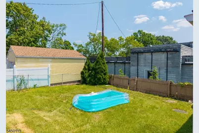 110 Patricia Pl, Clifton, NJ 07012 - Photo 24
