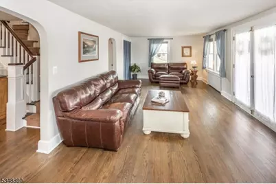 194 Fairview Ave, Washington Township, NJ 07853 - Photo 6