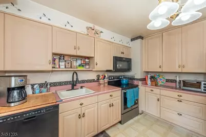 21 Hall Avenue, Denville, NJ 07834 - Photo 8